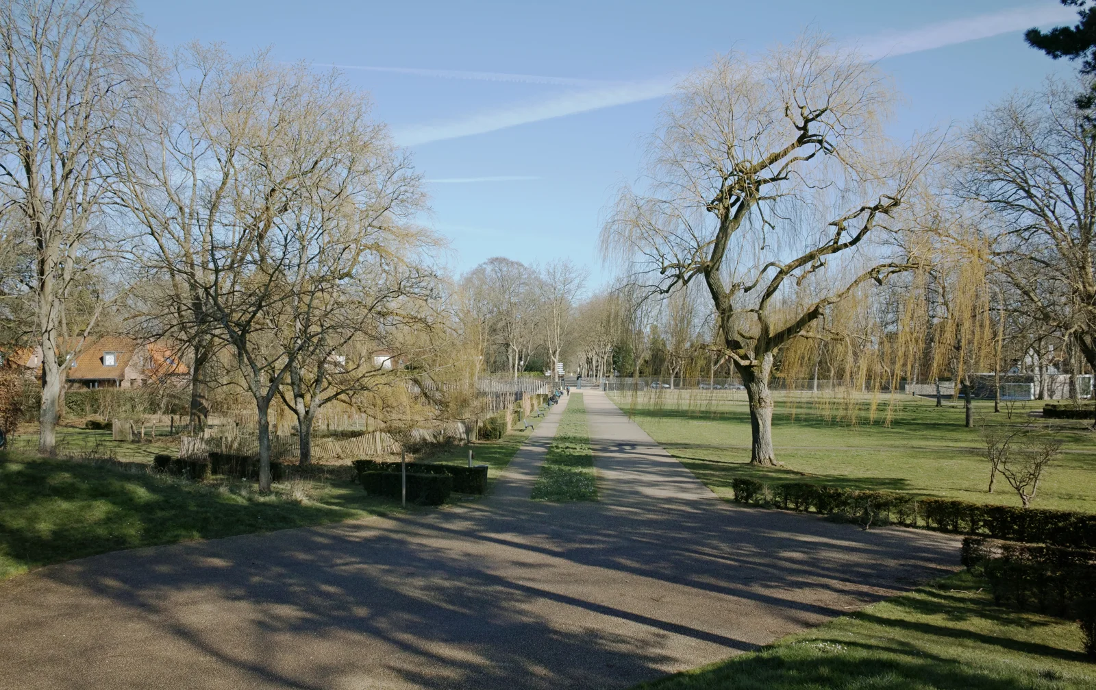 Les jardins Mallet-Stevens à Croix : horaires et promenade